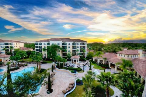 Entire Rental 3-Br Minutes From Disney X8 Hot Tub Apartment 2204 Orlando Exterior foto